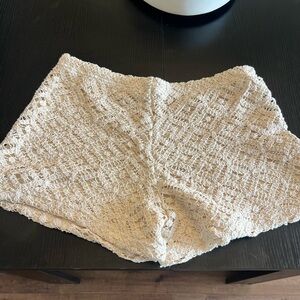 Mango Cream High Waist Lace Shorts